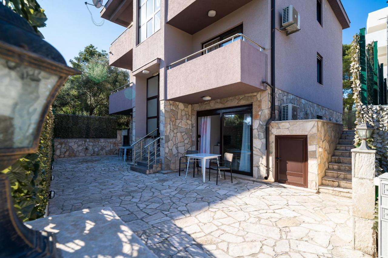 Apartments Svetlana Tivat Exterior foto